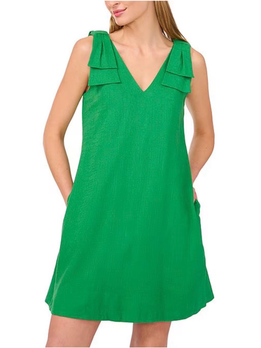 Dillard’s NTW CeCe Green Sleeveless V-Neck Mini Dress